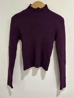 Ribbed Mock Neck Long-Sleeve Cropped Top